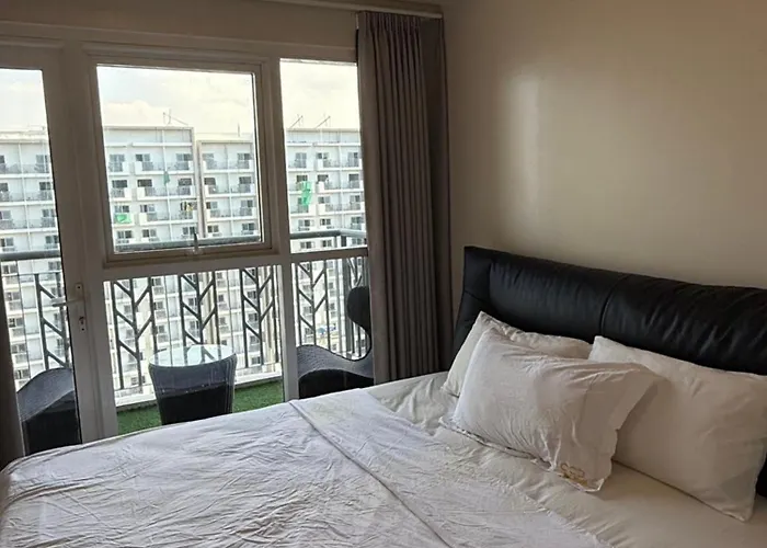 Luxury Spacious 3bedrooms With Maid's Bunkbed Massage Chair Bayview Free Pool & Parking Near Okada Airports Moa Solaire Manila