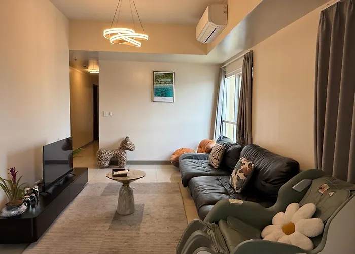 Apartment Luxury Spacious 3bedrooms With Maid's Bunkbed Massage Chair Bayview Free Pool & Parking Near Okada Airports Moa Solaire Manila