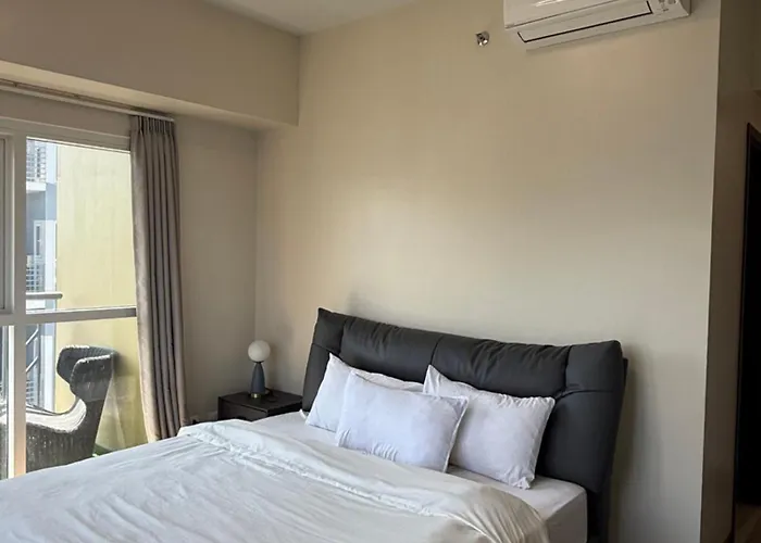 Luxury Spacious 3bedrooms With Maid's Bunkbed Massage Chair Bayview Free Pool & Parking Near Okada Airports Moa Solaire Apartment