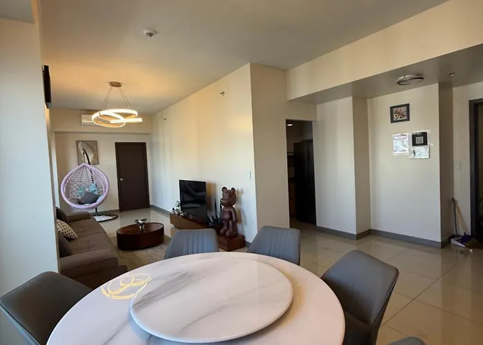 Luxury Spacious 3bedrooms With Maid's Bunkbed Massage Chair Bayview Free Pool & Parking Near Okada Airports Moa Solaire Apartment *
