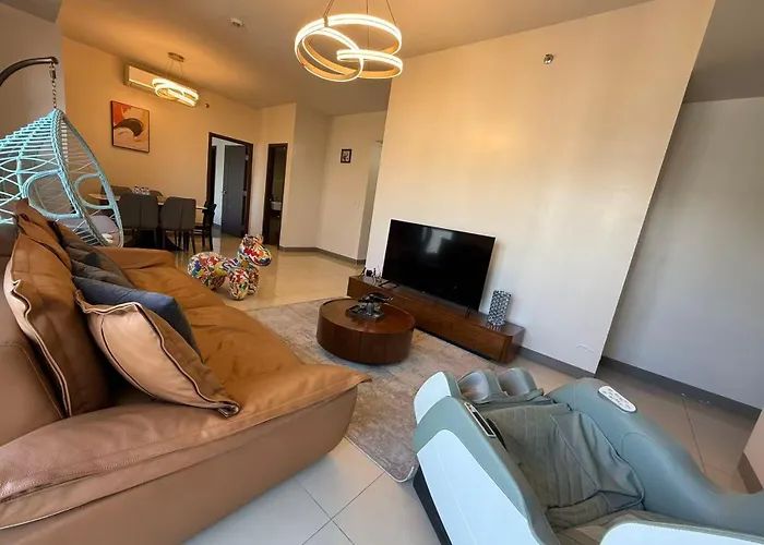 Luxury Spacious 3bedrooms With Maid's Bunkbed Massage Chair Bayview Free Pool & Parking Near Okada Airports Moa Solaire Apartment Manila