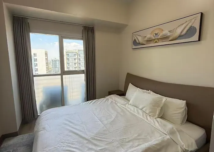 Luxury Spacious 3bedrooms With Maid's Bunkbed Massage Chair Bayview Free Pool & Parking Near Okada Airports Moa Solaire * Manila