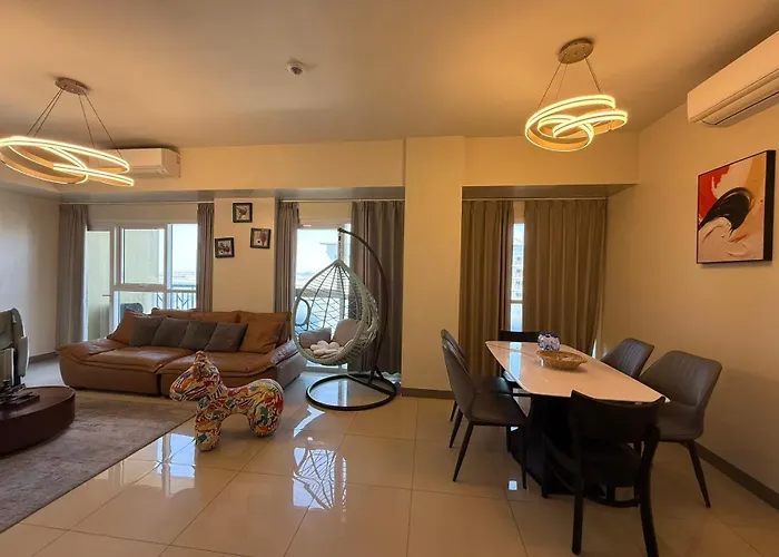 Apartment Luxury Spacious 3bedrooms With Maid's Bunkbed Massage Chair Bayview Free Pool & Parking Near Okada Airports Moa Solaire