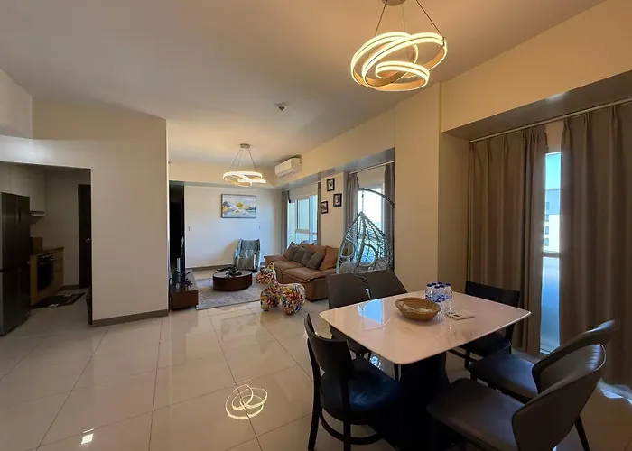 Luxury Spacious 3bedrooms With Maid's Bunkbed Massage Chair Bayview Free Pool & Parking Near Okada Airports Moa Solaire Apartment