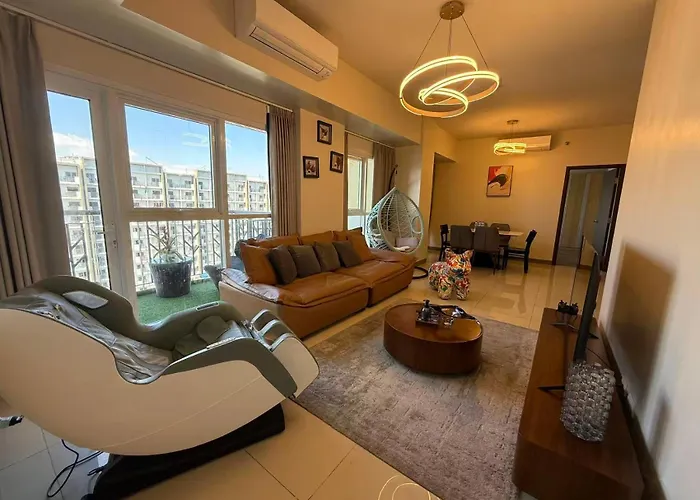 Luxury Spacious 3bedrooms With Maid's Bunkbed Massage Chair Bayview Free Pool & Parking Near Okada Airports Moa Solaire * Manila