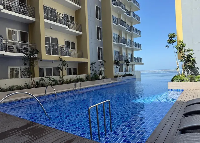 Apartment Luxury Spacious 3bedrooms With Maid's Bunkbed Massage Chair Bayview Free Pool & Parking Near Okada Airports Moa Solaire Manila