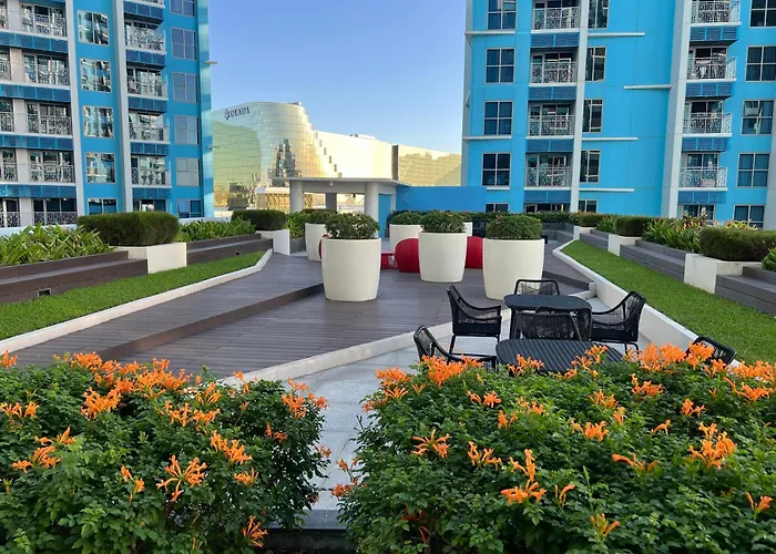 Luxury Spacious 3bedrooms With Maid's Bunkbed Massage Chair Bayview Free Pool & Parking Near Okada Airports Moa Solaire